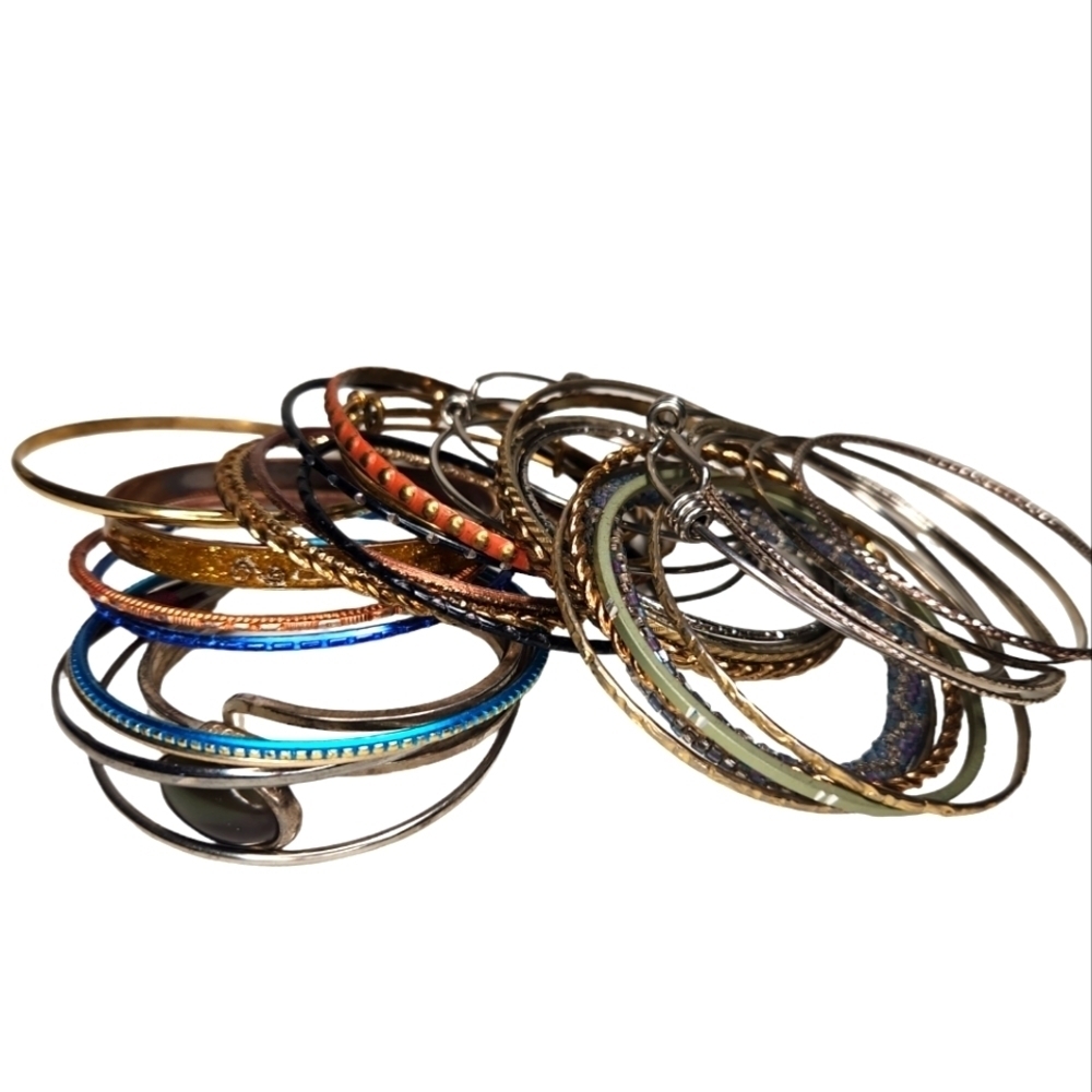 Lotsa Bracelets!